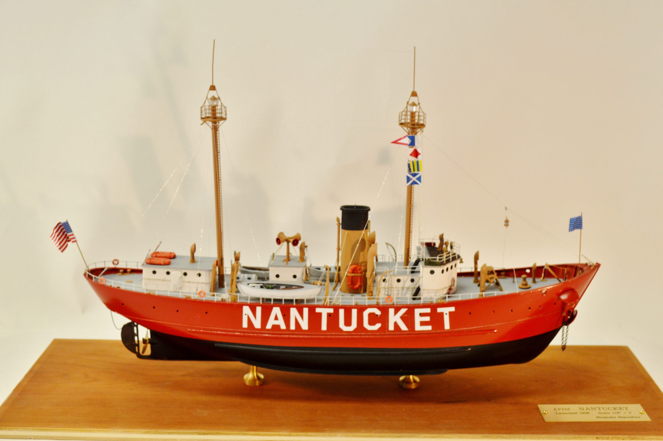 Nantucket Lightship Model LV-112 - Gray